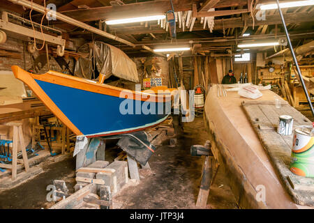 Boat Builder's Workshop Stock Photo: 92792286 - Alamy