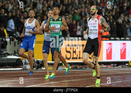 London, UK.  9 August 2017.  Ramil Guliyev (Turkey) wins his men's 200m semi-final at the London Stadium, on day six of The IAAF World Championships London 2017. Wayde van Niekerk (South Africa) goes through as a fastest qualifier.  Danny Talbot (GB) fails to qualify. Credit: Stephen Chung / Alamy Live News Stock Photo