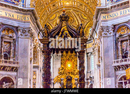 Saint Peter's Basilica Bernini Baldacchino Holy Spirit Dove Vatican ...