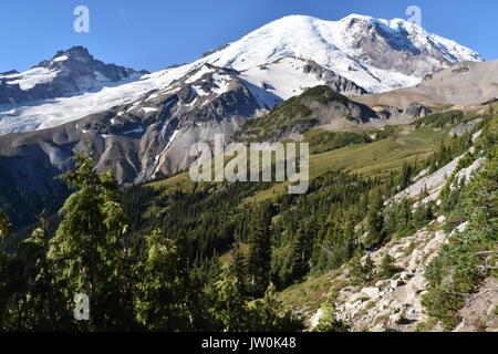 Mount Rainier National Park - Burroughs Mountain Trail Stock Photo