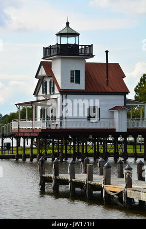 The old Roanoke River Lighthouse relocated to the Albemarle Sound waterfront in Edenton, North Carolina. Stock Photo