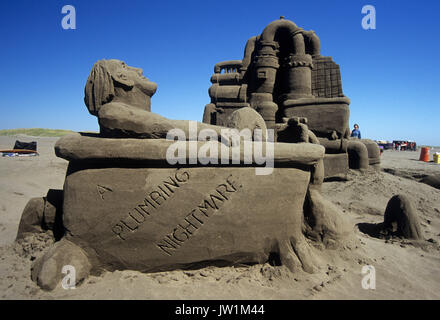 Sandcastle Contest, Sand & Sawdust Festival, Ocean Shores, Washington ...