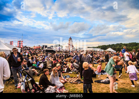 Large audience enjoying the evening music and food at Jimmy's Festival 2017 Stock Photo