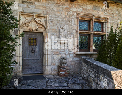 Europe, France, Occitanie, Lot, St-Cirq-Lapopie village along the river Lot, This medieval village, elected favorite village of the French in 2012, marries the rock face 100 meters above the river. Stock Photo