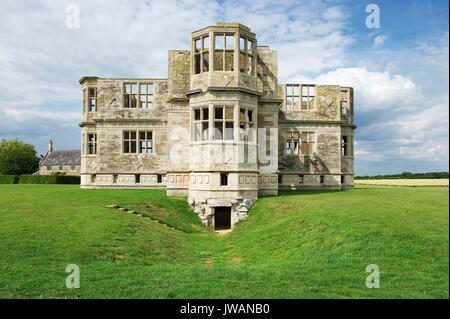 The magnificent incomplete Elizabethan Manor House Stock Photo