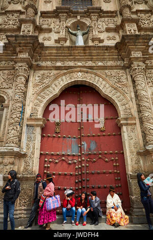 Bolivians and the front door of the Basilica of San Francisco, Plaza Mayor, La Paz, Bolivia, South America Stock Photo