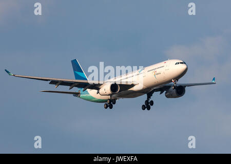 garuda-indonesia-airbus-a330-