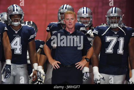 Los Angeles, California, USA. 12th Aug, 2017. Dallas Cowboys head coach Jason Garrett with his team prepares to enter the field prior to a NFL pre-season football game against the Los Angeles Rams at the Los Angeles Memorial Coliseum on Saturday, Aug. 12, 2017 in Los Angeles. (Photo by Keith Birmingham, Pasadena Star-News/SCNG) Credit: San Gabriel Valley Tribune/ZUMA Wire/Alamy Live News Stock Photo