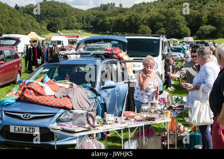 Tre'r-ddol village,Ceredigion, Wales, UK. 13th August, 2017. Sunday car boot sale.Popular with tourists to the coastal area and locals. Held in the village of Tre'r-ddol,between Machynlleth and Aberystwyth,Ceredigion,Mid,Wales,U.K.,Europe. Credit: Paul Quayle/Alamy Live News