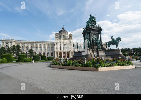 The fountain in front of Kunsthistorisches Museum in Maria-Theresien-Platz in Vienna. Stock Photo