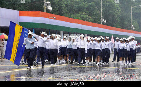 Kolkata, India. 12th Aug, 2017. School student practice parade during rehearsal of Independence Day parade in Kolkata.Full dress rehearsal of Independence Day parade held at Indira Gandhi Sarani or Red Road on August 12, 2017 in Kolkata. Credit: Saikat Paul/Pacific Press/Alamy Live News Stock Photo