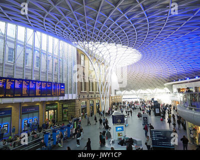 Kings cross London, inside london kings cross, kings cross interior ...