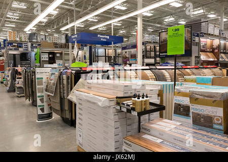 flooring materials, Lowe's hardware store, Pasco, Washington State, USA Stock Photo