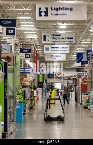lighting section, Lowe's hardware store, Pasco, Washington State, USA Stock Photo