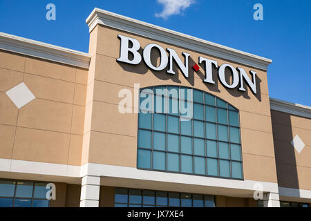 A logo sign outside of a The Bon-Ton retail store in Lancaster, Pennsylvania on July 30, 2017. Stock Photo