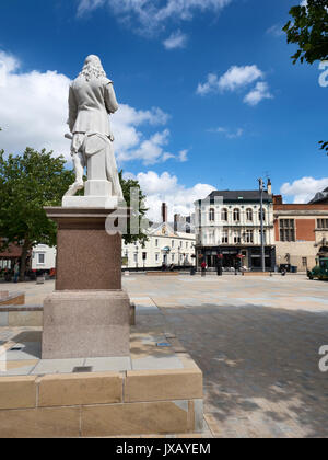 Andrew Marvell Statue in Trinity Square in the Old Town at Hull Yorkshire England Stock Photo