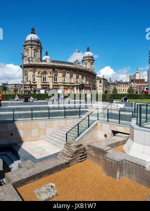 Beverley Gate where Sir John Hotham refused Charles I entry to the City and Hull Maritime Museum a grade II* listed building in Hull Yorkshire England Stock Photo