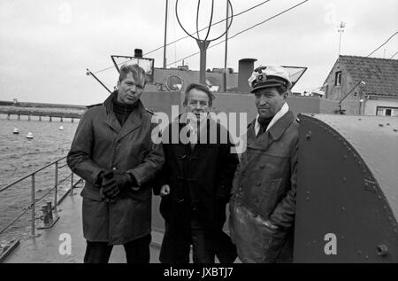 Ein Kriegsende, Fernsehfilm, Deutschland 1984, Regie: Volker Vogeler, Darsteller: Rüdiger Kirschstein, Autor Siegfried Lenz, Wigand Witting Stock Photo