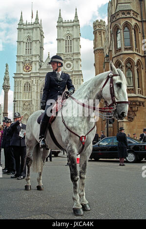 Police preparing for the funeral of Princess Diana. 6th september 1997 Stock Photo