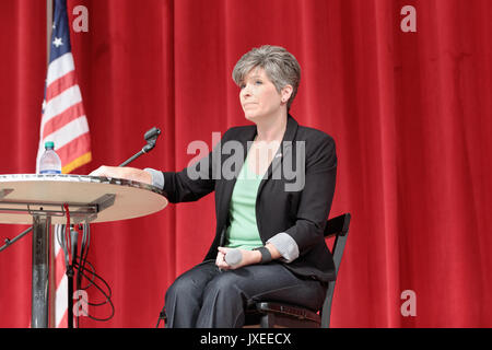 Washington, Iowa, USA. 15th August, 2017. US Senator Joni Ernst (Republican) held a town hall meeting at a high school in Washington, Iowa during the senate recess. Constituents questioned the senator about many issues including healthcare, defunding Planned Parenthood, immigration, and the violence in Charlottesville, Virginia. Credit: Keith Turrill/Alamy Live News Stock Photo