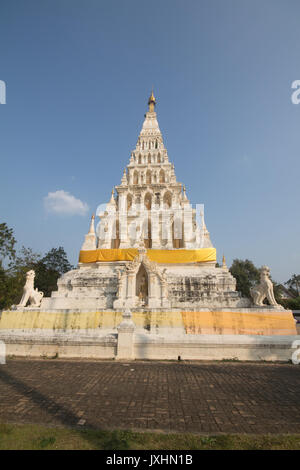 White Triangle Pagoda at  Wat Chedi Liam in Historic city or  Wiang Kum Kam in Chiangmai Stock Photo