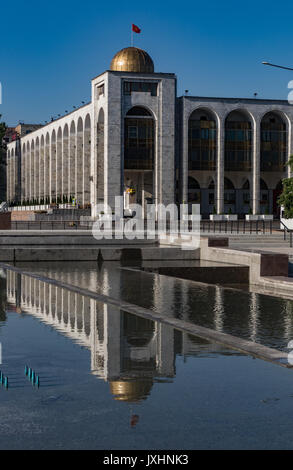 Government building in Bishkek, Uzbekistan Stock Photo