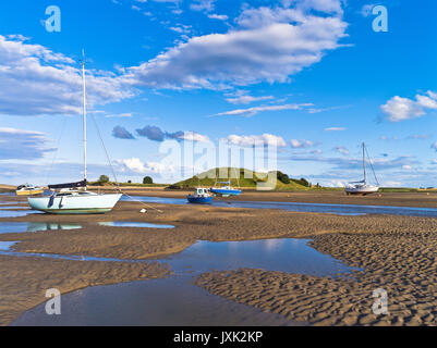 dh Northumbria anchorage England ALNMOUTH BAY NORTHUMBERLAND Boat yachts boat summer evening at anchor yacht coast ebb britain in harbour heritage uk Stock Photo