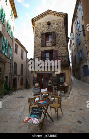 Callian, medieval village perched on the hilltops between Montauroux and Fayence, Provence-Alpes-Côte d'Azur region in southeast France, Europe Stock Photo