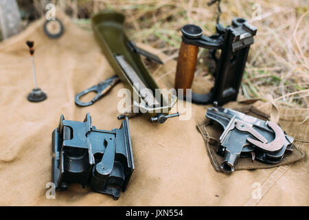 Parts Of The Disassembled Maxim's Machine Gun Model 1910/30. Pm M1910 Was A Heavy Machine Gun Used By The Imperial Russian Army During WW I And Red Ar Stock Photo