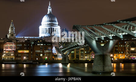 London (UK). Night view of St.Paul's Cathedral and the Millennium Bridge from the South Bank. Landscape format. Stock Photo