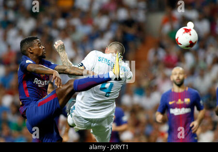 Madrid, Spain. 16th Aug, 2017. 02 Nelson Semedo (FC Barcelona) and 04 Sergio Ramos (Real Madrid) during the Spanish Super Cup second leg soccer match between Real Madrid and Barcelona at the Santiago Bernabeu Stadium in Madrid, Wednesday, Aug. 16, 2017. Credit: Gtres Información más Comuniación on line,S.L./Alamy Live News Stock Photo