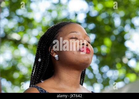 Edinburgh, UK. 17th Aug, 2017. Chibundu Onuzo, the Nigerian novelist, appearing at the Edinburgh International Book Festival. Credit: GARY DOAK/Alamy Live News Stock Photo