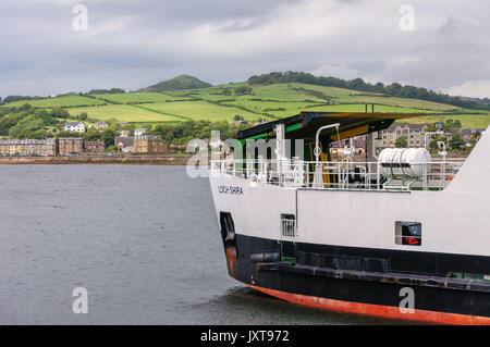 Largs, Scotland, UK. 17th August, 2017. UK Weather: The Calmac car ferry, MV Loch Shira, carries vehicles and people and operates from Largs to the island of Great Cumbrae with its main town of Millport, it crosses the Firth of Clyde, on a day of sunny intervals and occasional heavy showers at the seaside in the west coast of Scotland resort town. Credit: Skully/Alamy Live News Stock Photo