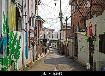 Seoul, Korea - April 08, 2017: Quiet valley at the Itaewon town in Seoul. Itaewon is widely known as one of the most ethnically diverse regions in Kor Stock Photo
