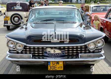 Wroclaw, Poland. 18th August, 2017. Motoclassic - classic and vintage cars rally in Wroclaw, Poland. In the picture:  Buick. Credit: Bartlomiej Magierowski/Alamy Live News. Stock Photo
