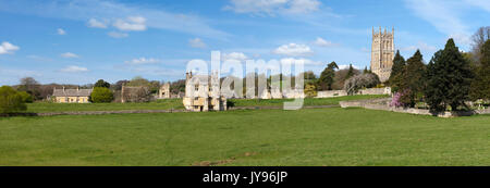 A panoramic view across pastureland of some of the historic buildings of Chipping Campden in spring, Cotswolds, Gloucestershire, England. Stock Photo