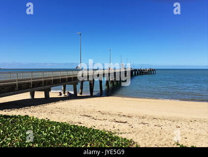 The popular jetty and fishing platform off the top end of beautiful Palm  Cove Beach via Cairns in the Australian State of Queensland Stock Photo
