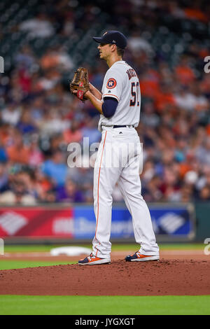 August 16, 2017: Houston Astros Marwin Gonzalez (9) during a Major League  Baseball game between the