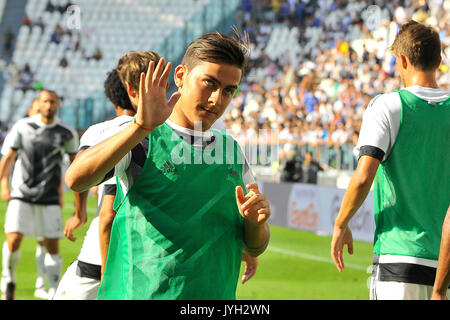 Turin, Italy. 19th August, 2017. Paulo Dybala (Juventus FC) before the match Serie A TIM between  Juventus FC and Cagliari Calcio at Allianz Stadium Torino. The final result of the match is 3-0 . Credit: Fabio Petrosino/Alamy Live News Stock Photo