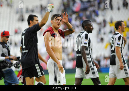 Turin, Italy. 19th August, 2017. Paulo Dybala (Juventus FC) after the match Serie A TIM between  Juventus FC and Cagliari Calcio at Allianz Stadium Torino. The final result of the match is 3-0. Credit: Fabio Petrosino/Alamy Live News Stock Photo