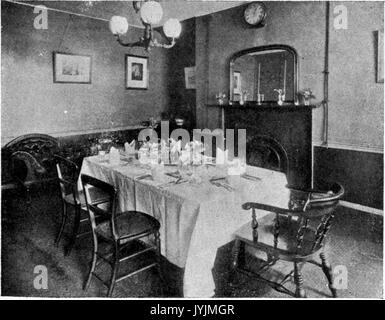 A dining room in the demolished wing (George Inn, Southwark) Stock Photo