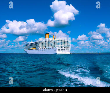 Catalina island, Dominican Republic- February 05, 2013: Costa Luminosa cruise ship, owned and operated by Crociere, built Fincantieri Marghera shipyard in 2009. Stock Photo