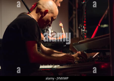 Rome, Italy. 18th Aug, 2017. The guitarist, composer, arranger, and producer performed in Rome on one of the terraces of the Abbey of Patria (Victorian) at ArtCity event. With him on stage, Aidan Zammit on piano, Carlo Micheli on high sax, Marco Siniscalco on bass, Maxx Furian on drums. Guests are three singers, Serena Caporale, Fulvio Tomaino and Riccardo Raimondo. Credit: Leo Claudio De Petris/Pacific Press/Alamy Live News Stock Photo
