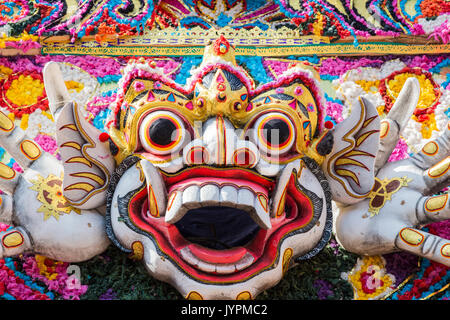 Spectacular colours for a Royal Cremation, Ubud, Bali, Indonesia Stock Photo