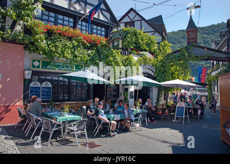 Weinfest im Weinort Winningen, Untermosel, Landkreis Mayen-Koblenz, Rheinland-Pfalz, Deutschland, Europa | Wine festival at the wine village Winningen Stock Photo