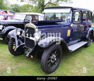 Tewin, UK. 20th Aug, 2017. Tewin Classic Car Show 2017, Tewin, Hertfordshire, UK on 20th August 2017 Credit: KEITH MAYHEW/Alamy Live News Stock Photo