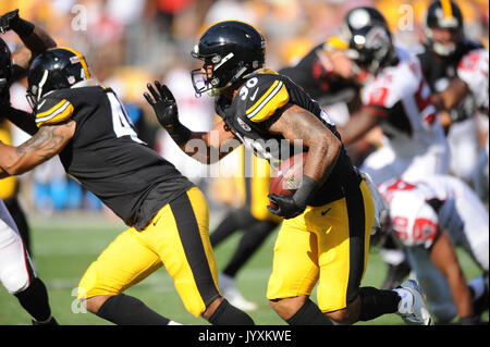 Nov 16th, 2017: Steelers James Conner #30 during the Tennessee Titans vs  Pittsburgh Steelers game at Heinz Field in Pittsburgh, PA. Jason  Pohuski/CSM Stock Photo - Alamy