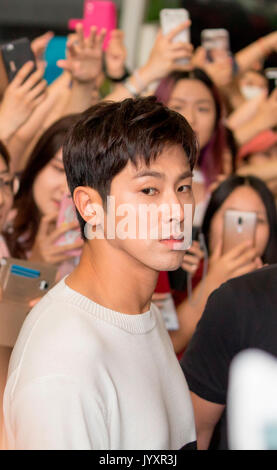 U-Know Yunho (TVXQ), Aug 21, 2017 : U-Know Yunho of K-pop duo TVXQ arrives at the Gimpo International Airport in Seoul, South Korea before the boy band depart to Tokyo, Japan to hold a press conference. The K-pop boy band began three-country 'Asian Press Tour' in Seoul on Monday to mark their resumption of activities after they were discharged from about two years of mandatory military service. They will hold a press conference in Tokyo on August 21 and in Hong Kong on August 22, 2017, according to local media. Credit: Lee Jae-Won/AFLO/Alamy Live News Stock Photo