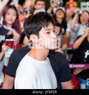 U-Know Yunho (TVXQ), Aug 21, 2017 : U-Know Yunho of K-pop duo TVXQ arrives at the Gimpo International Airport in Seoul, South Korea before the boy band depart to Tokyo, Japan to hold a press conference. The K-pop boy band began three-country 'Asian Press Tour' in Seoul on Monday to mark their resumption of activities after they were discharged from about two years of mandatory military service. They will hold a press conference in Tokyo on August 21 and in Hong Kong on August 22, 2017, according to local media. Credit: Lee Jae-Won/AFLO/Alamy Live News Stock Photo