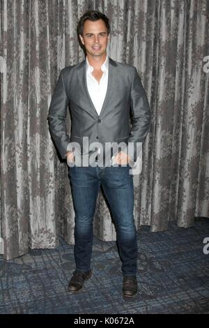 Burbank, CA. 20th Aug, 2017. Darin Brooks in attendance for BOLD AND BEAUTIFUL Fan Club Luncheon, Burbank Convention Center, Burbank, CA August 20, 2017. Credit: Priscilla Grant/Everett Collection/Alamy Live News Stock Photo